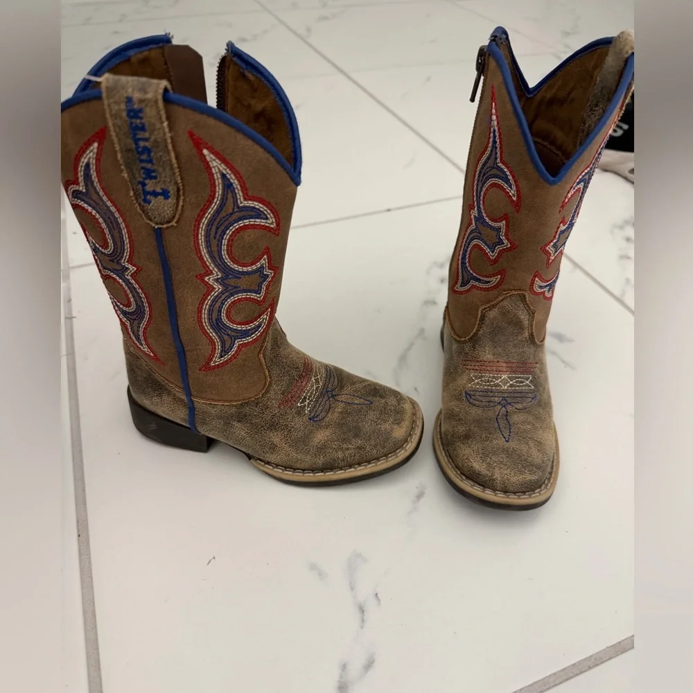 Twister Kids Brown and Blue Western Boots size 9 like new condition worn 2x - Picture 3 of 11